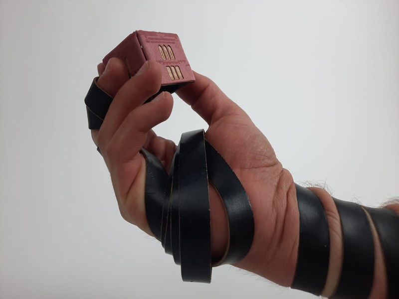 Tene Ariel, Hadar Benaych